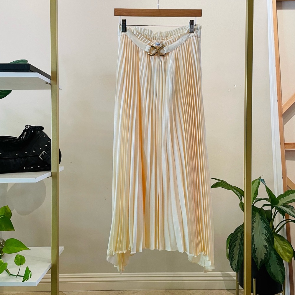 NWT Elegant Rejina Pyo Cream Pleated Maxi Skirt